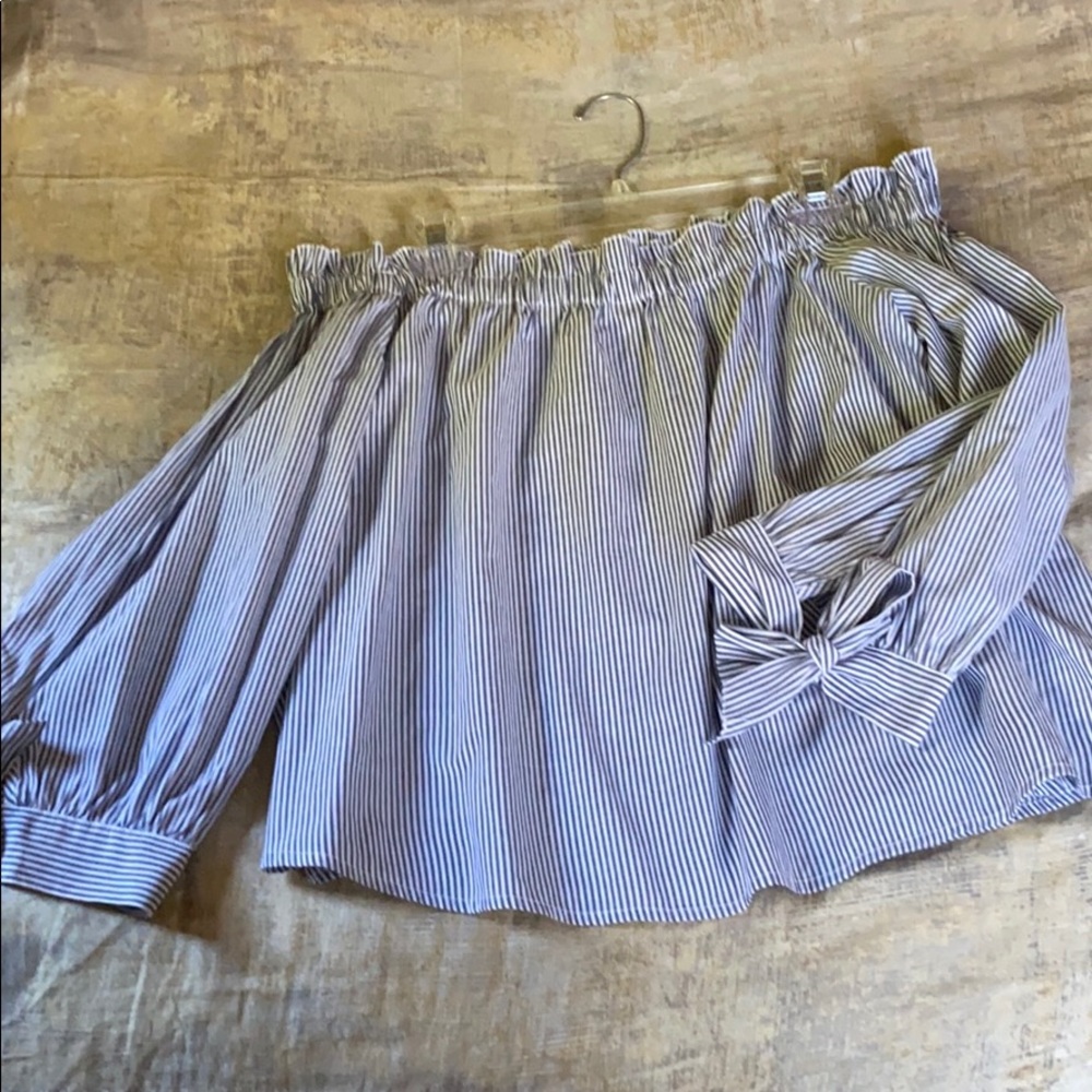 Striped off shoulder blouse Sz L